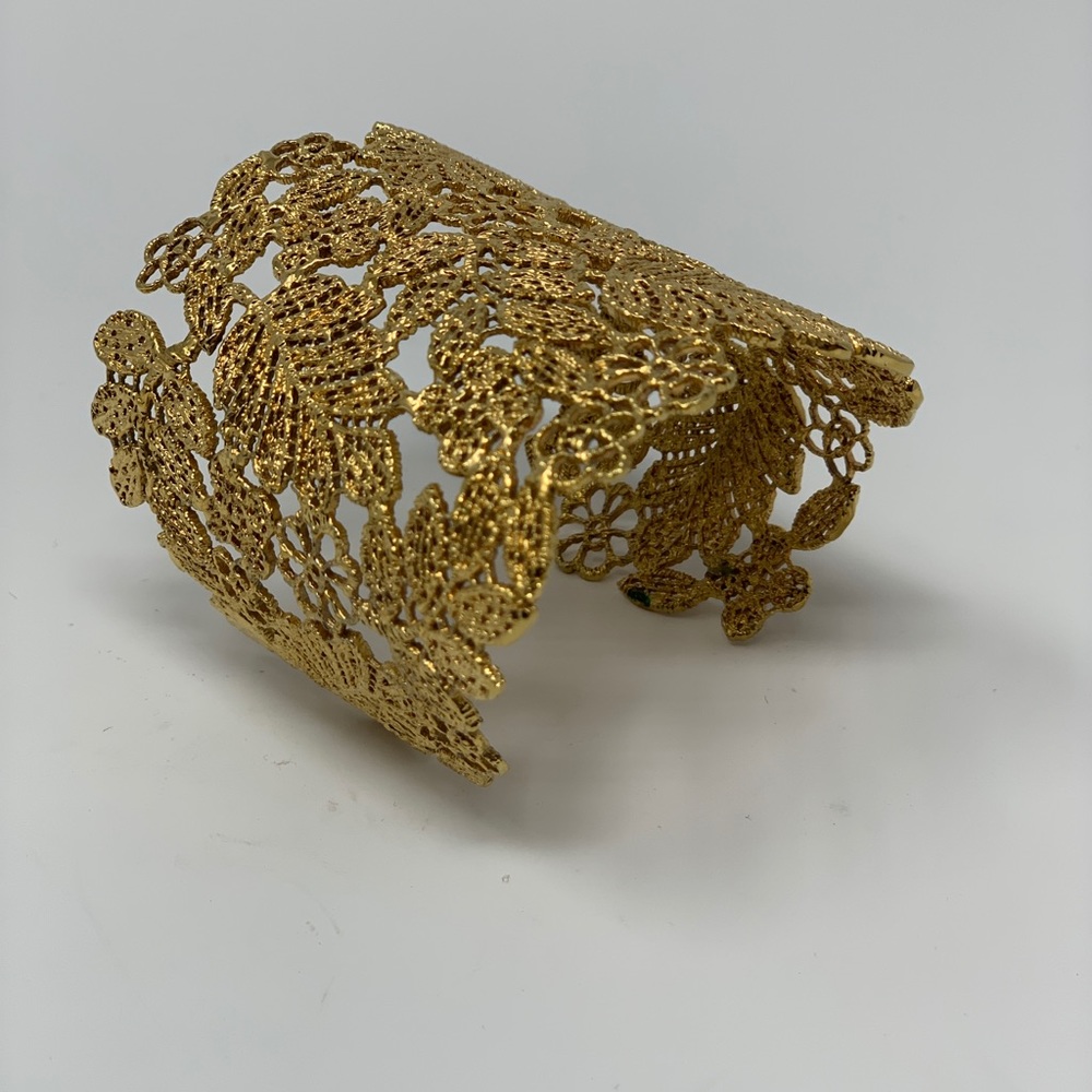 Lacey Cuff - Picture 2 of 3